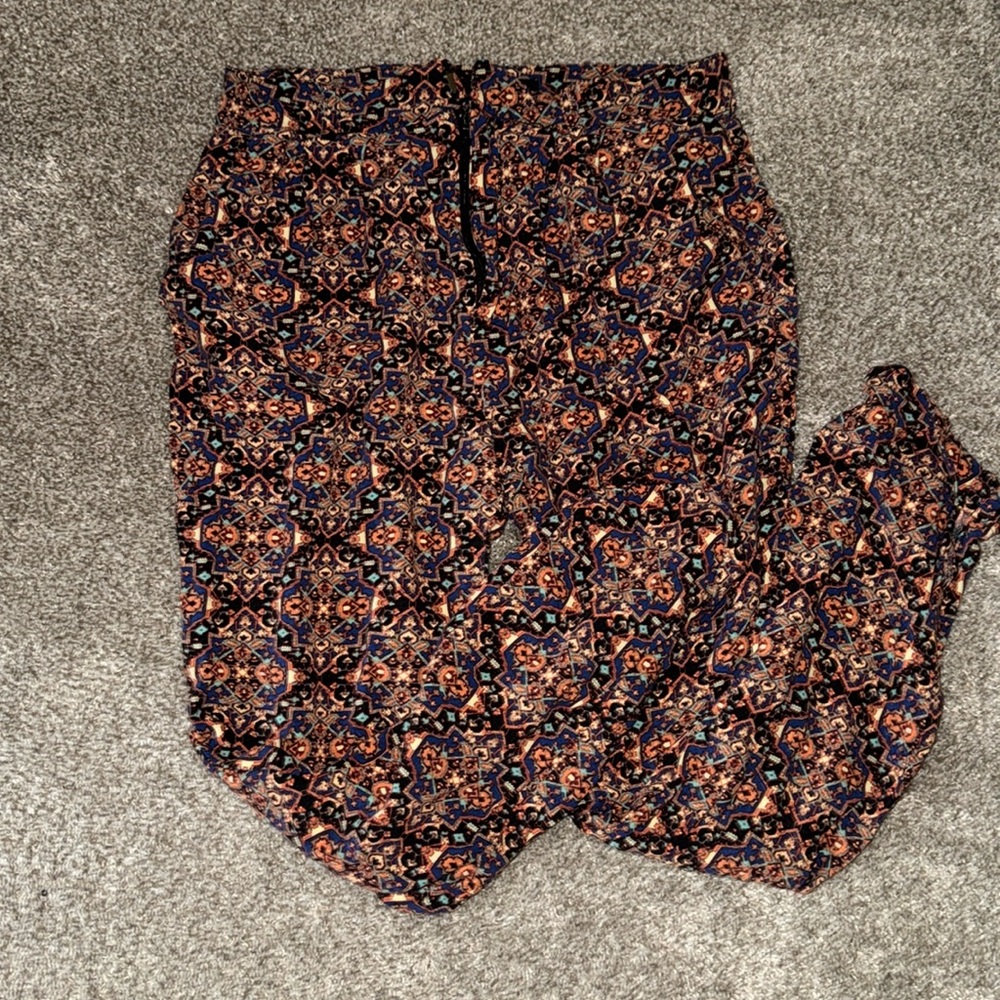 Printed ankle pants